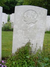 Etaples Military Cemetery - MacDonnell, Shirley John